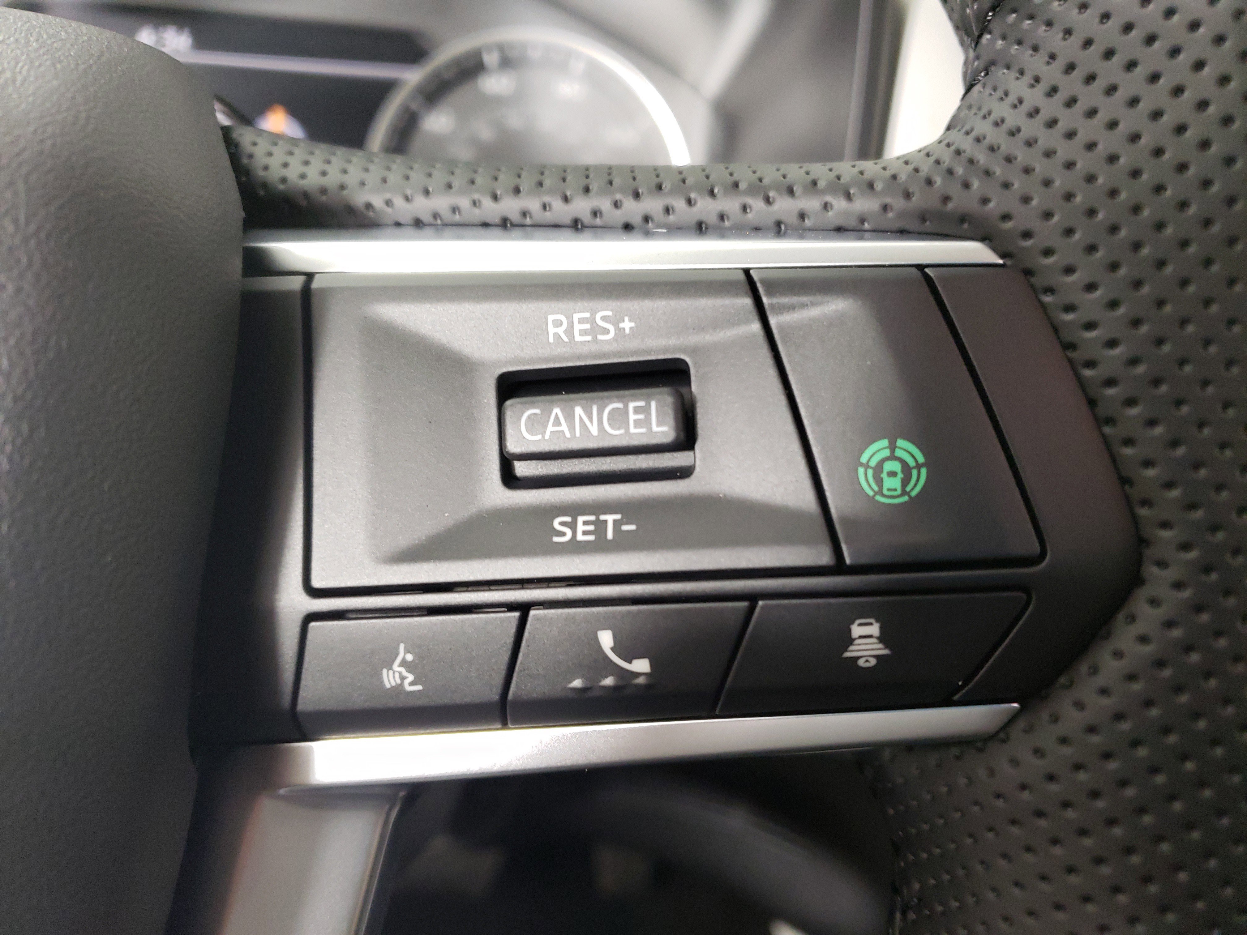 New 2025 Mitsubishi Outlander SE image 19