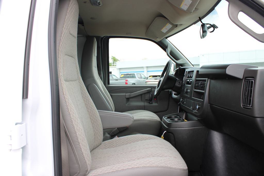New 2026 Chevrolet Express 3500 Extended w/ Driver Convenience Package RWD image 21