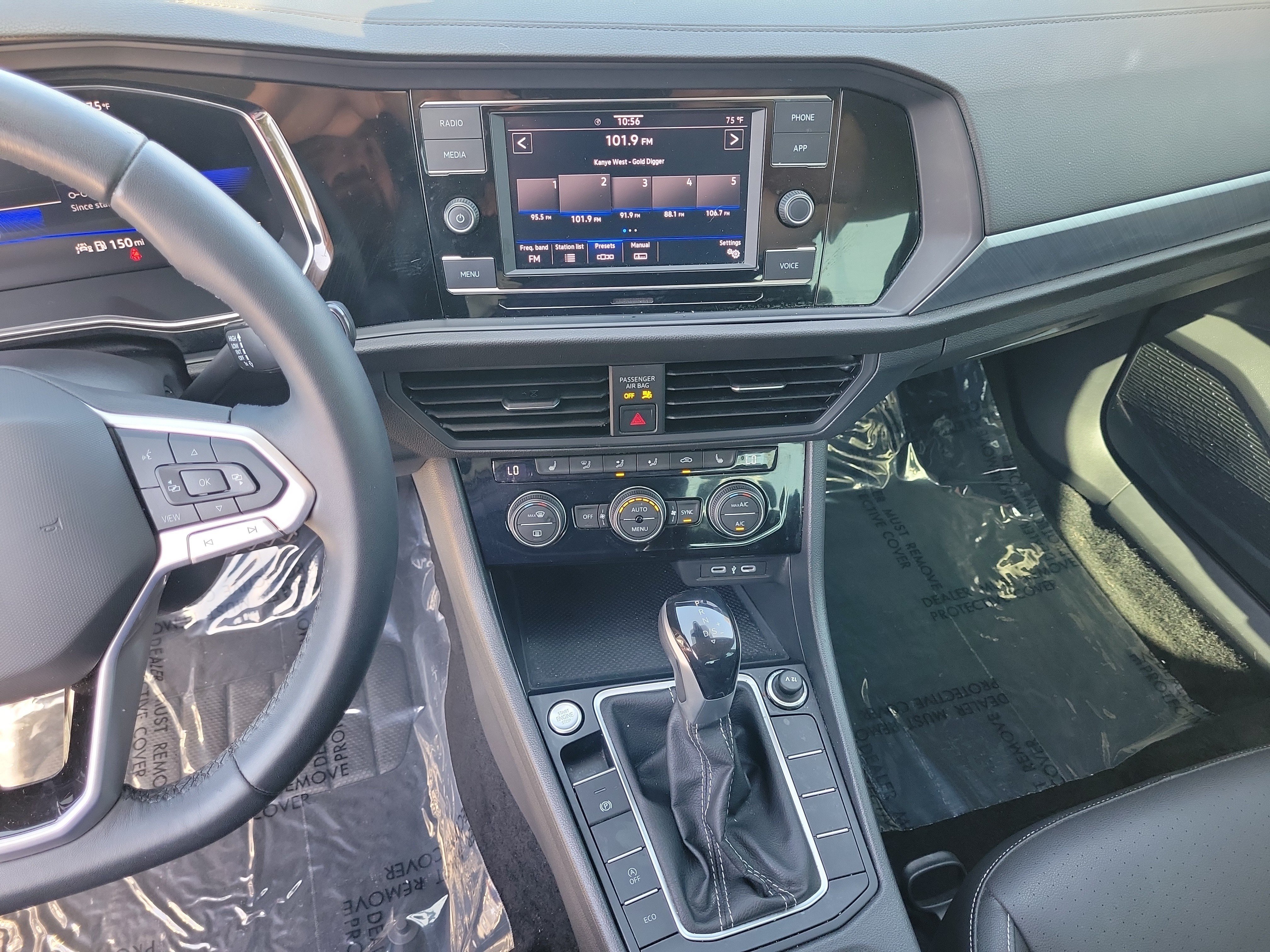 Used 2023 Volkswagen Jetta SE FWD image 21