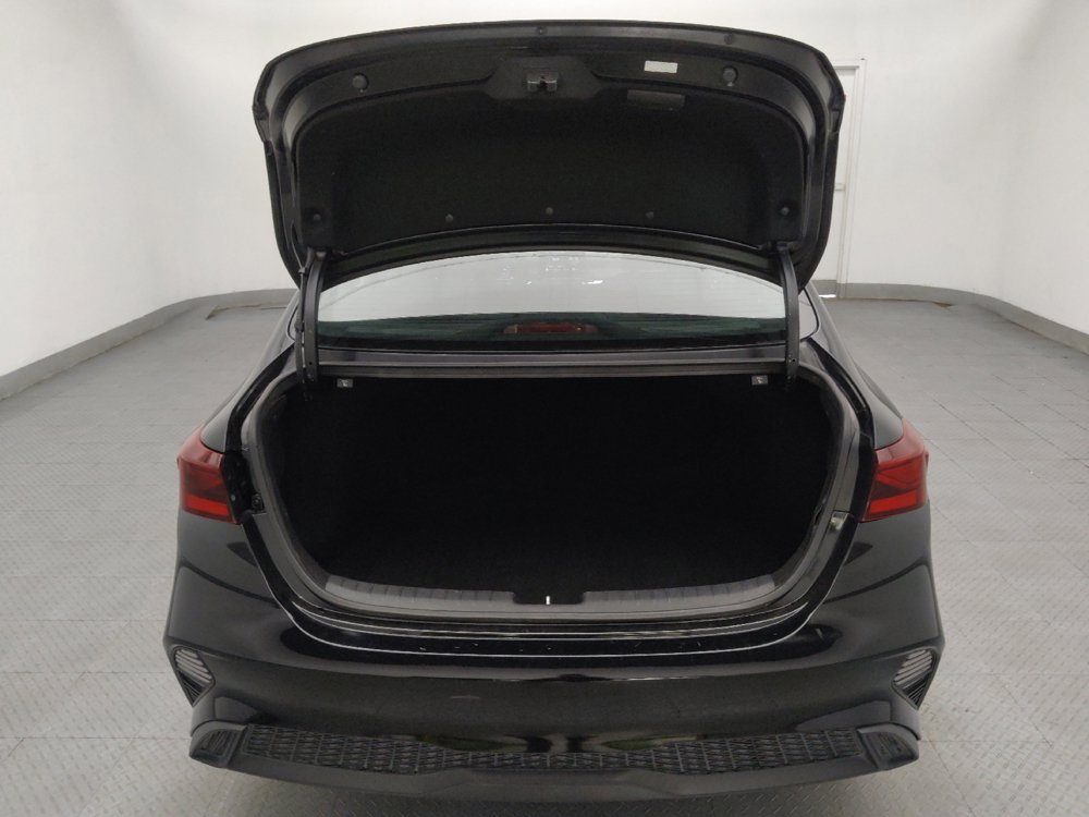 Used 2023 Kia Forte LXS FWD image 29