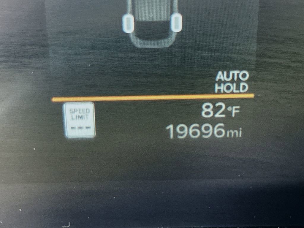 Used 2025 Kia K4 LXS image 32