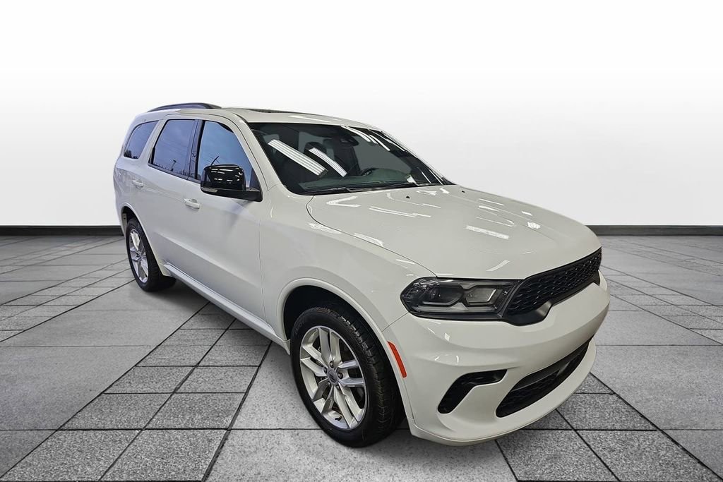 Used 2024 Dodge Durango GT image 3