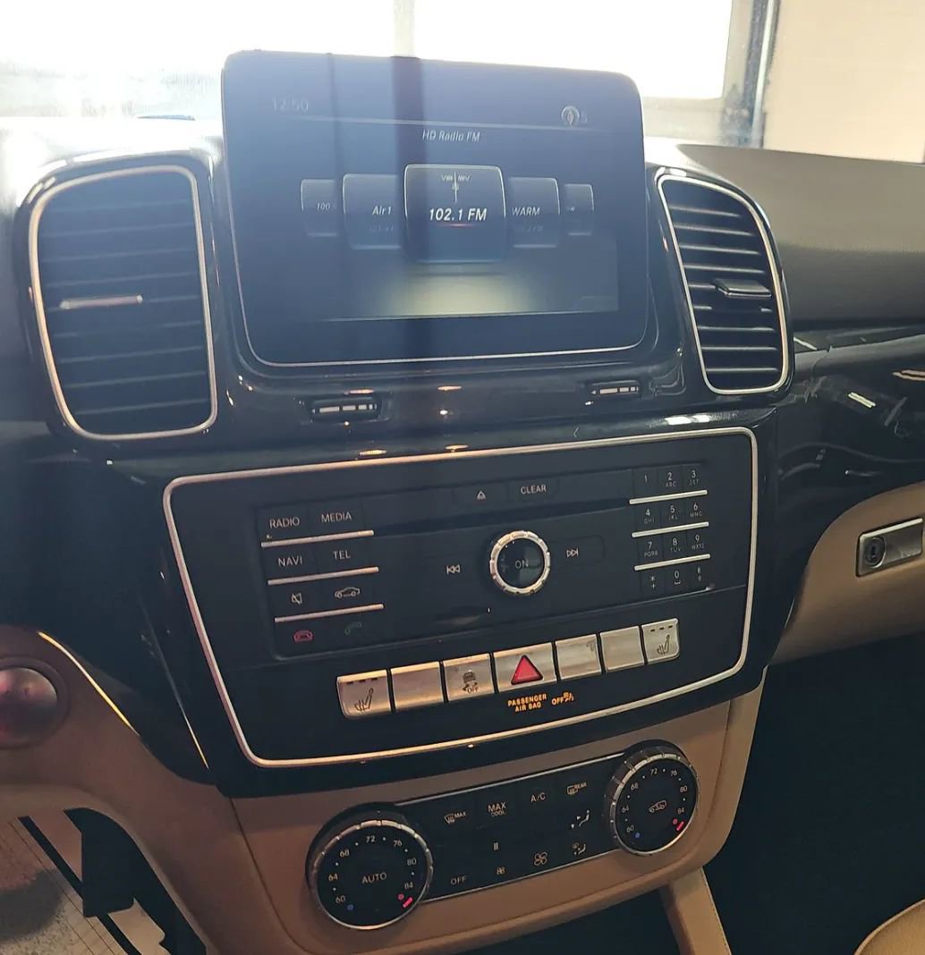 Used 2016 Mercedes-Benz GLE 350 4MATIC w/ Premium Package image 15