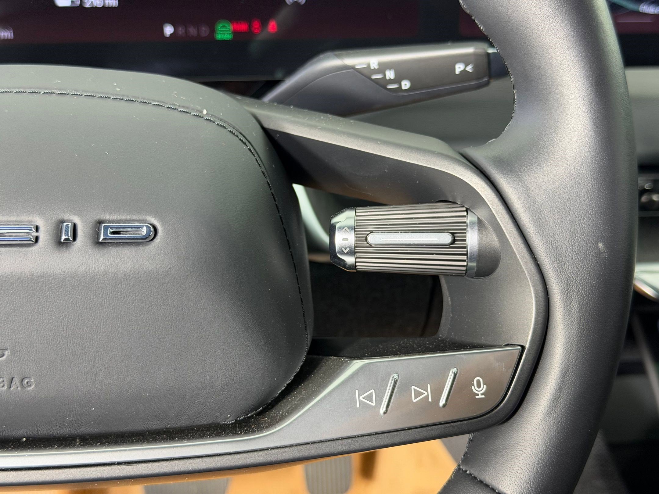 Used 2023 Lucid Air Touring image 24