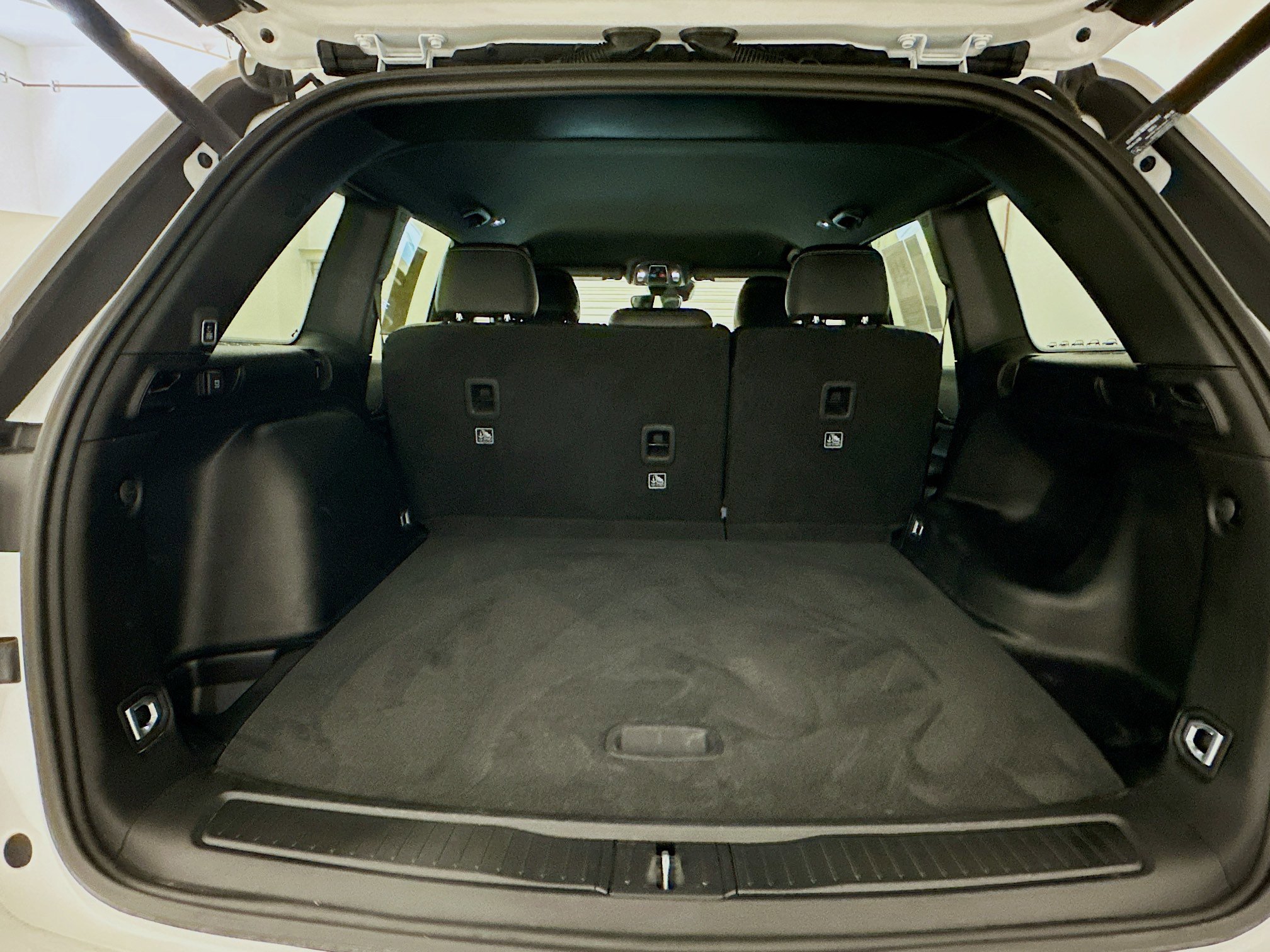 Used 2022 Jeep Grand Cherokee Altitude image 29