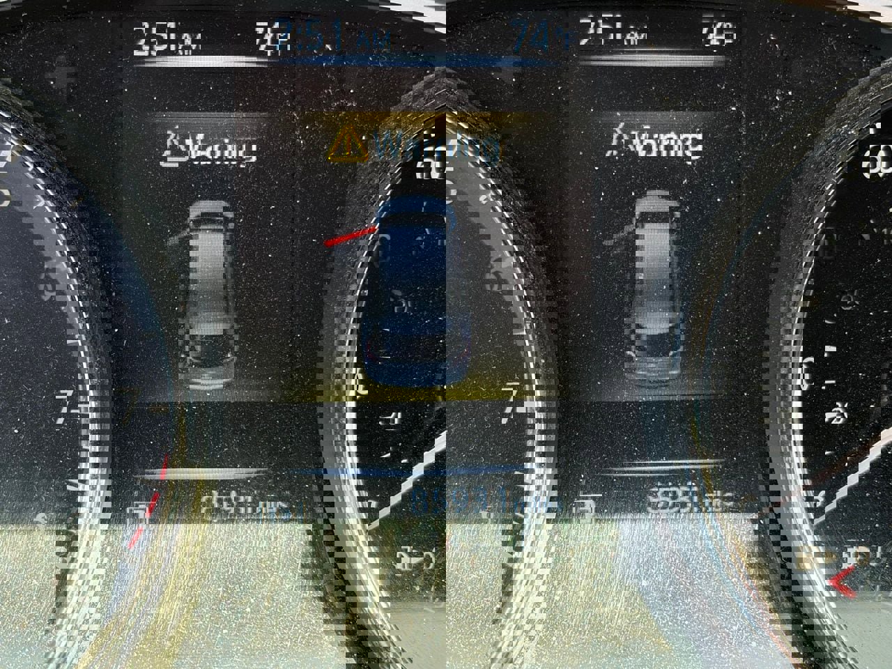 Used 2016 Nissan Rogue SV image 10