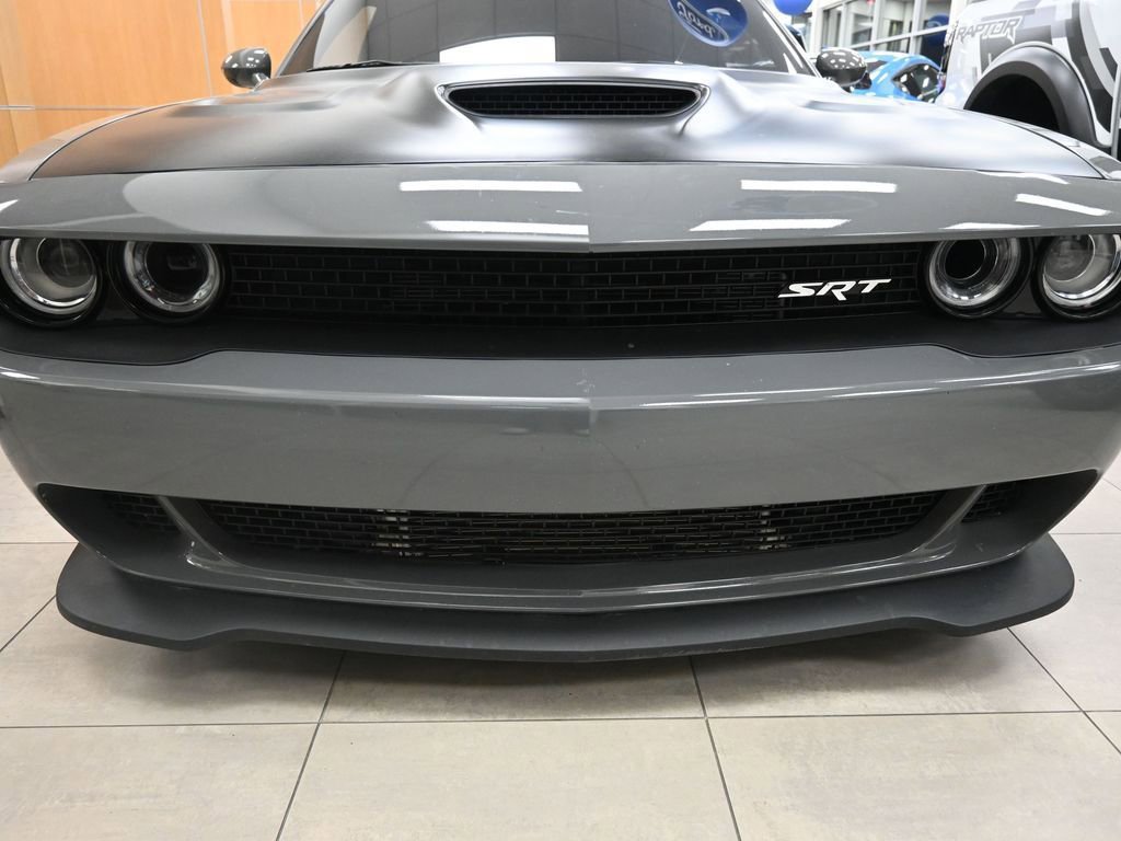 Used 2017 Dodge Challenger SRT Hellcat image 15