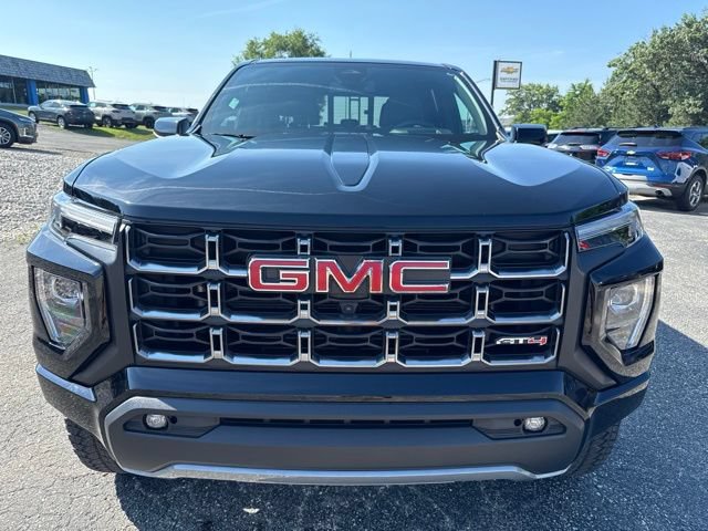 Used 2024 GMC Canyon AT4 w/ AT4 Premium Package AWD/4WD image 2