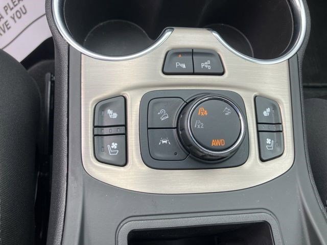 Used 2022 GMC Terrain Denali w/ Black Diamond Edition image 19