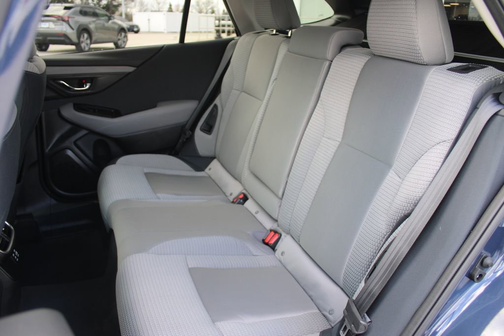 Used 2025 Subaru Outback Premium AWD/4WD image 21
