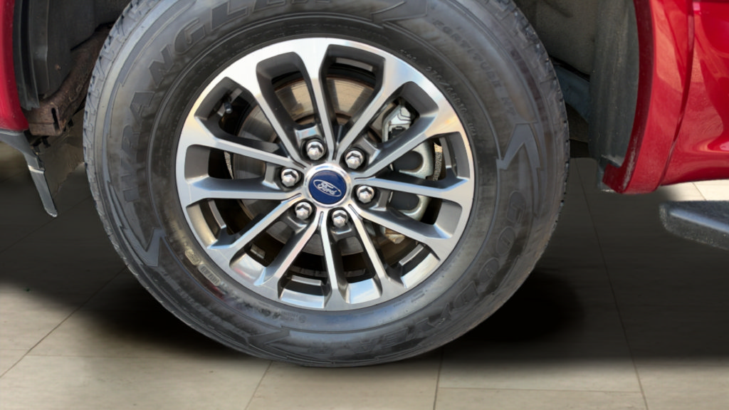 Used 2018 Ford F150 XLT w/ Equipment Group 302A Luxury AWD/4WD image 33