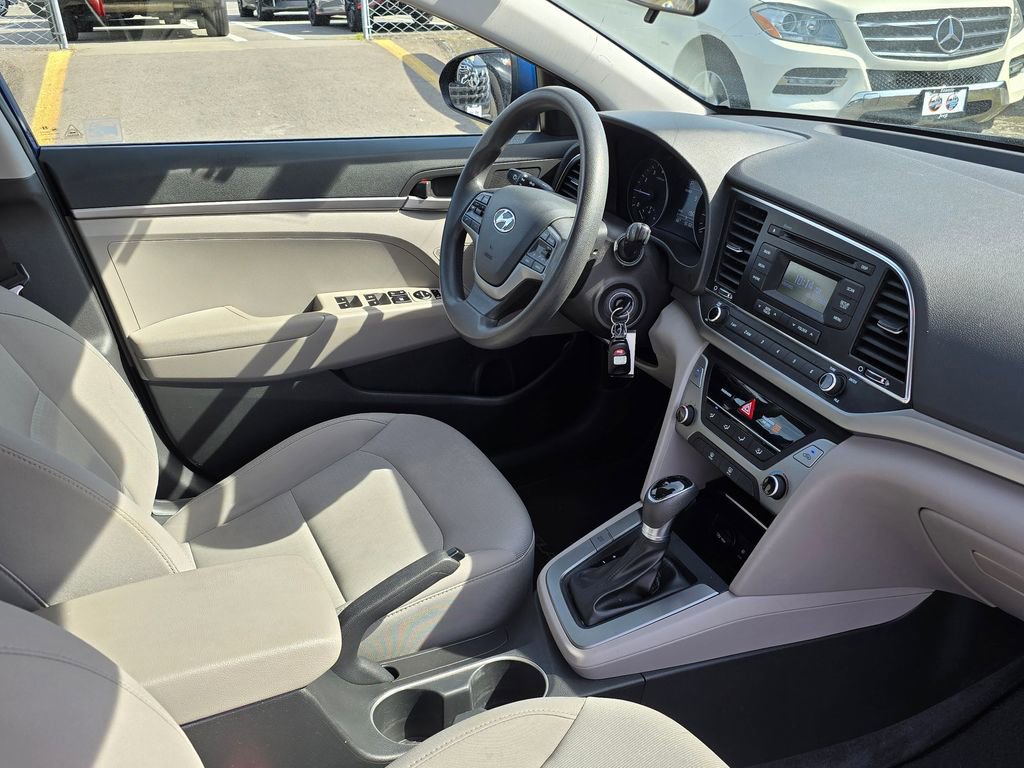 Used 2018 Hyundai Elantra SE FWD image 10