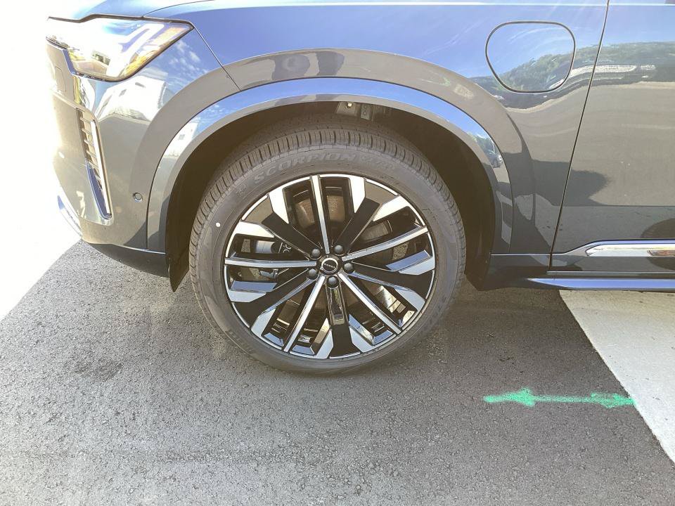 New 2026 Volvo XC90 T8 Ultra w/ Protection Package Premier AWD/4WD image 27