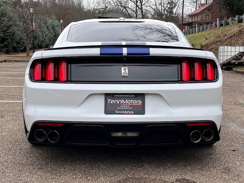 Used 2016 Ford Mustang Shelby GT350 w/ Technology Package image 23