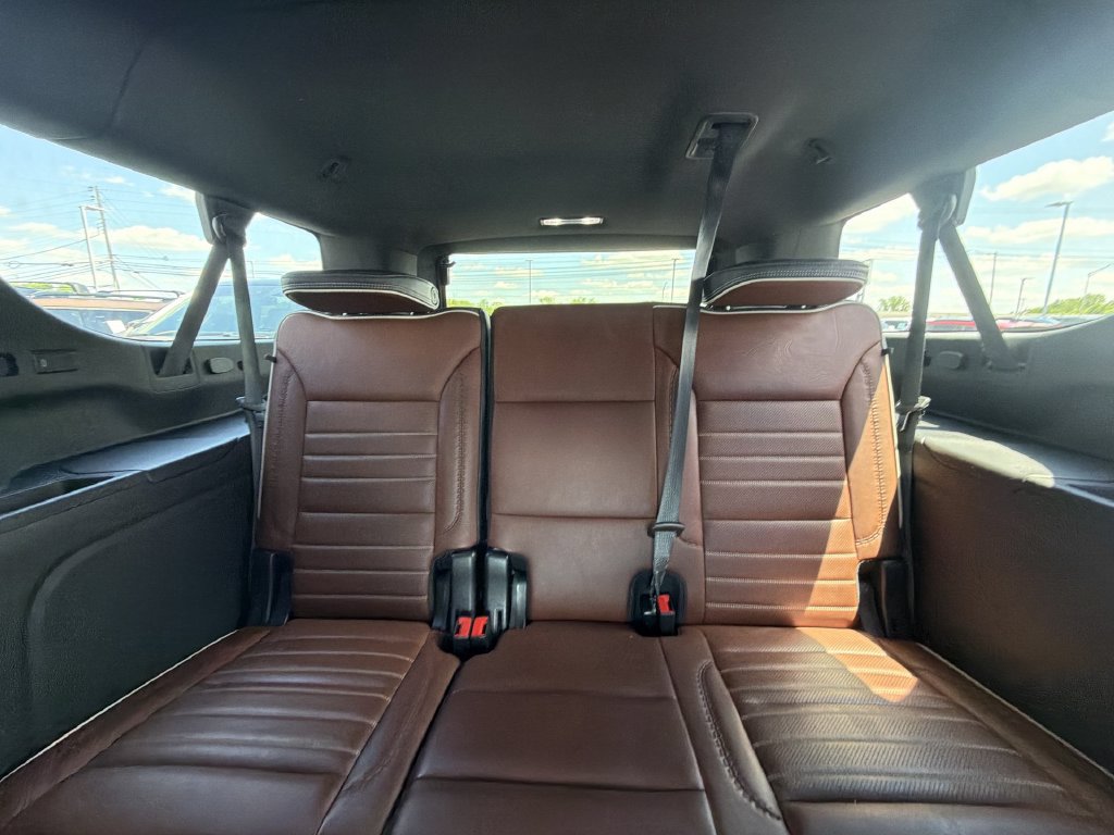 Used 2023 GMC Yukon XL Denali Ultimate AWD/4WD image 31