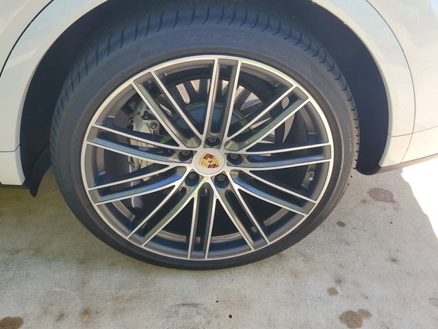 Used 2021 Porsche Cayenne Turbo image 12