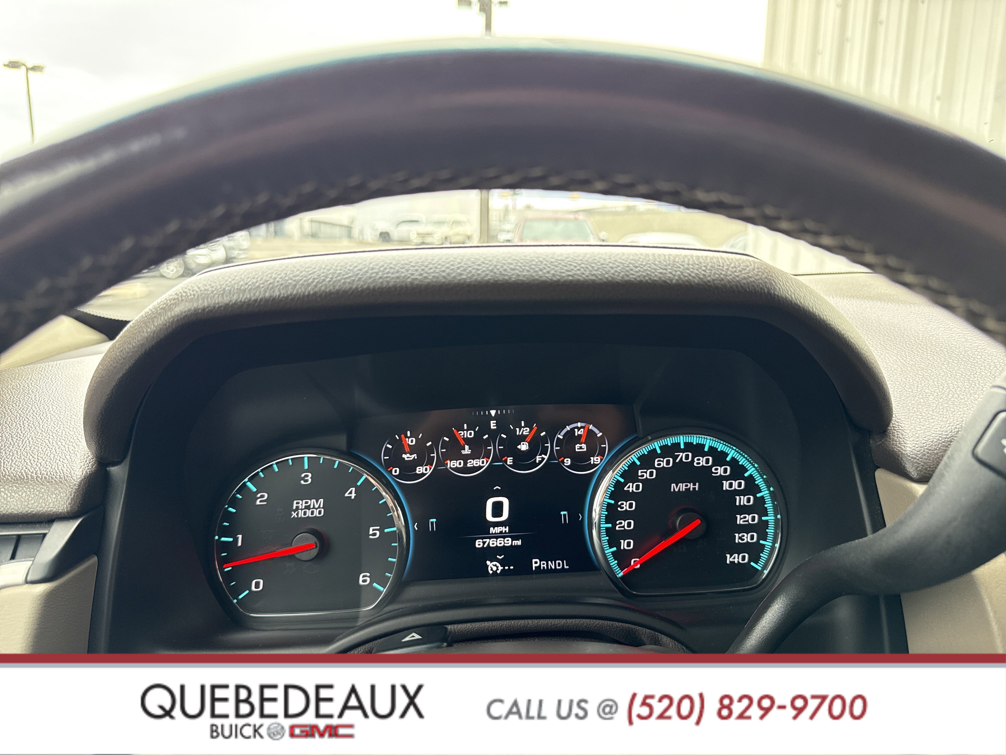 Used 2017 GMC Yukon SLT w/ HD Trailering Package image 18