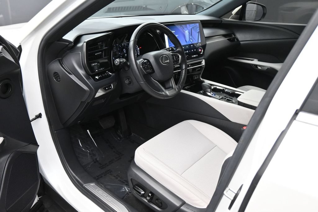 Used 2024 Lexus RX 350 Premium w/ Cold Area Package FWD image 2