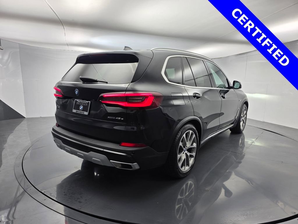 Certified 2023 BMW X5 xDrive45e w/ Luxury Seating Package image 4