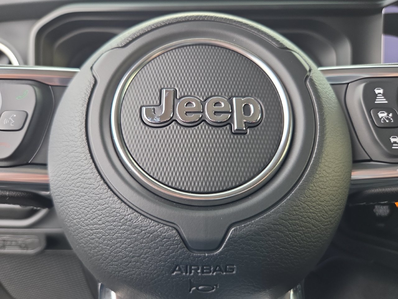 New 2026 Jeep Wrangler Unlimited Sahara AWD/4WD image 22