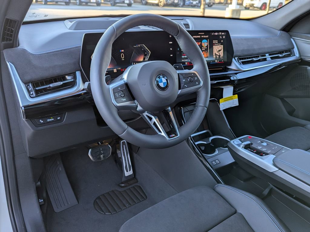 New 2026 BMW X2 xDrive28i w/ Technology Package AWD/4WD image 12