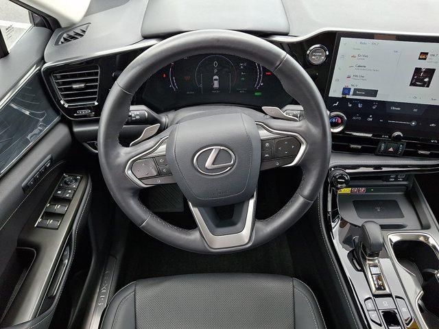 Used 2022 Lexus NX 350h AWD image 11
