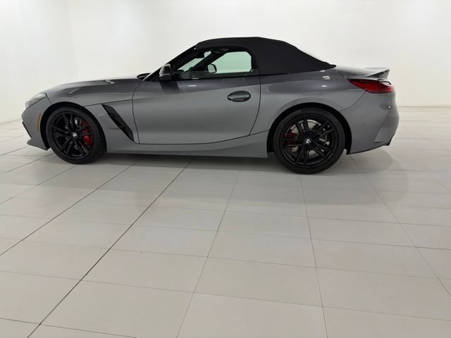 Used 2026 BMW Z4 M40i w/ Premium Package RWD image 2