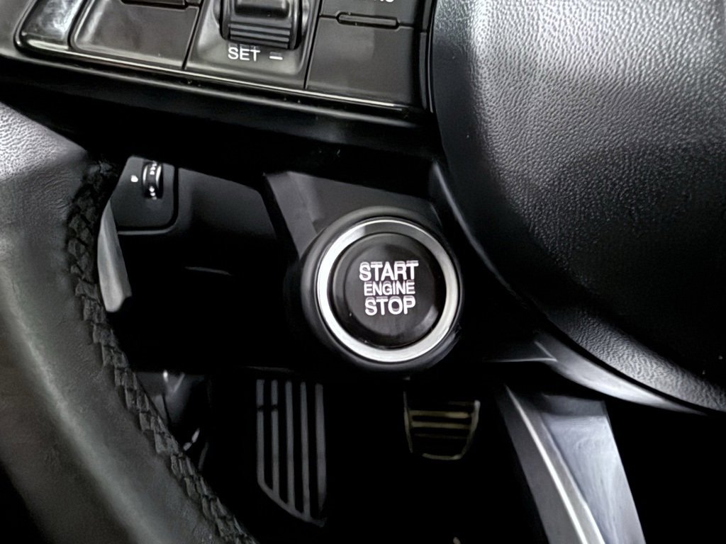 Used 2022 Alfa Romeo Giulia Veloce image 29