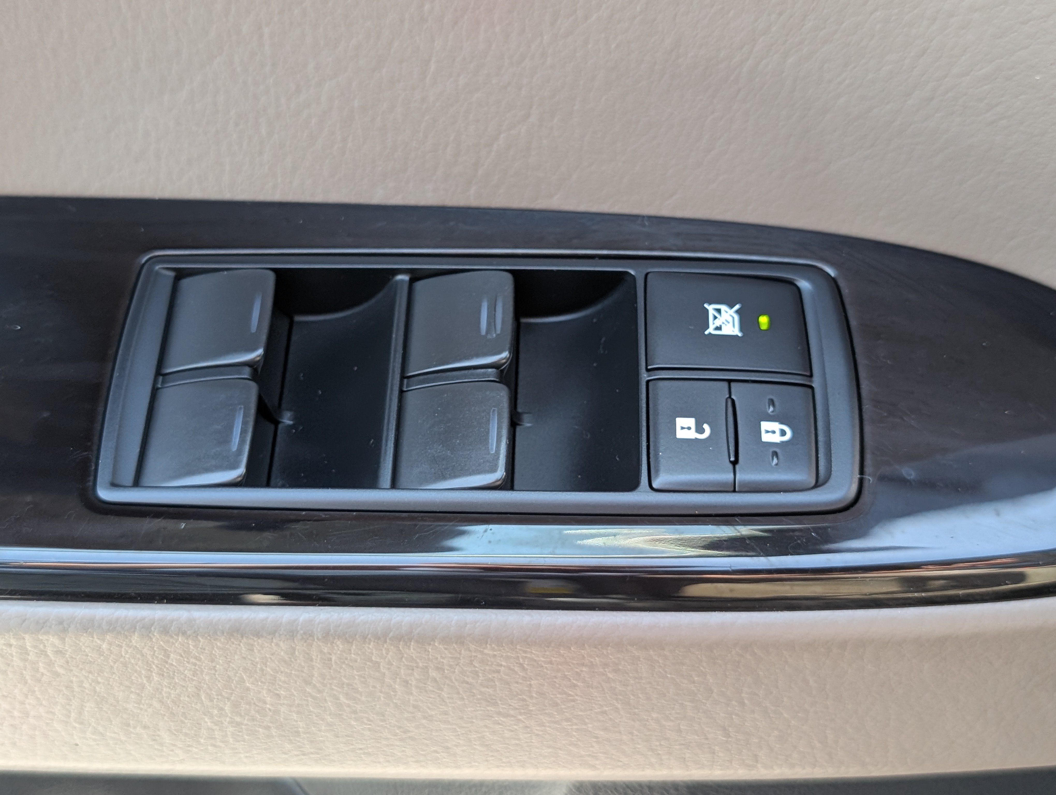 Used 2021 Lexus GX 460 w/ Accessory Package AWD/4WD image 20
