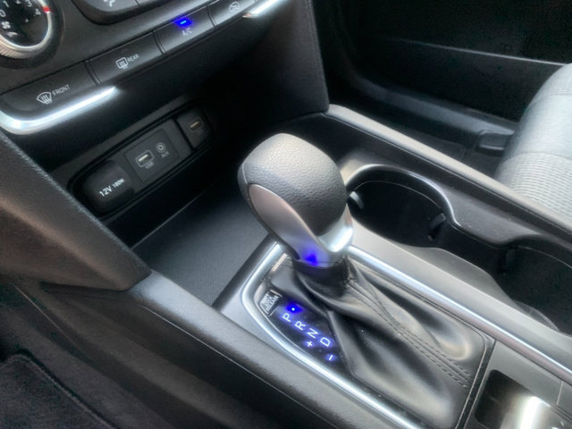 Used 2019 Hyundai Santa Fe SE AWD/4WD image 24