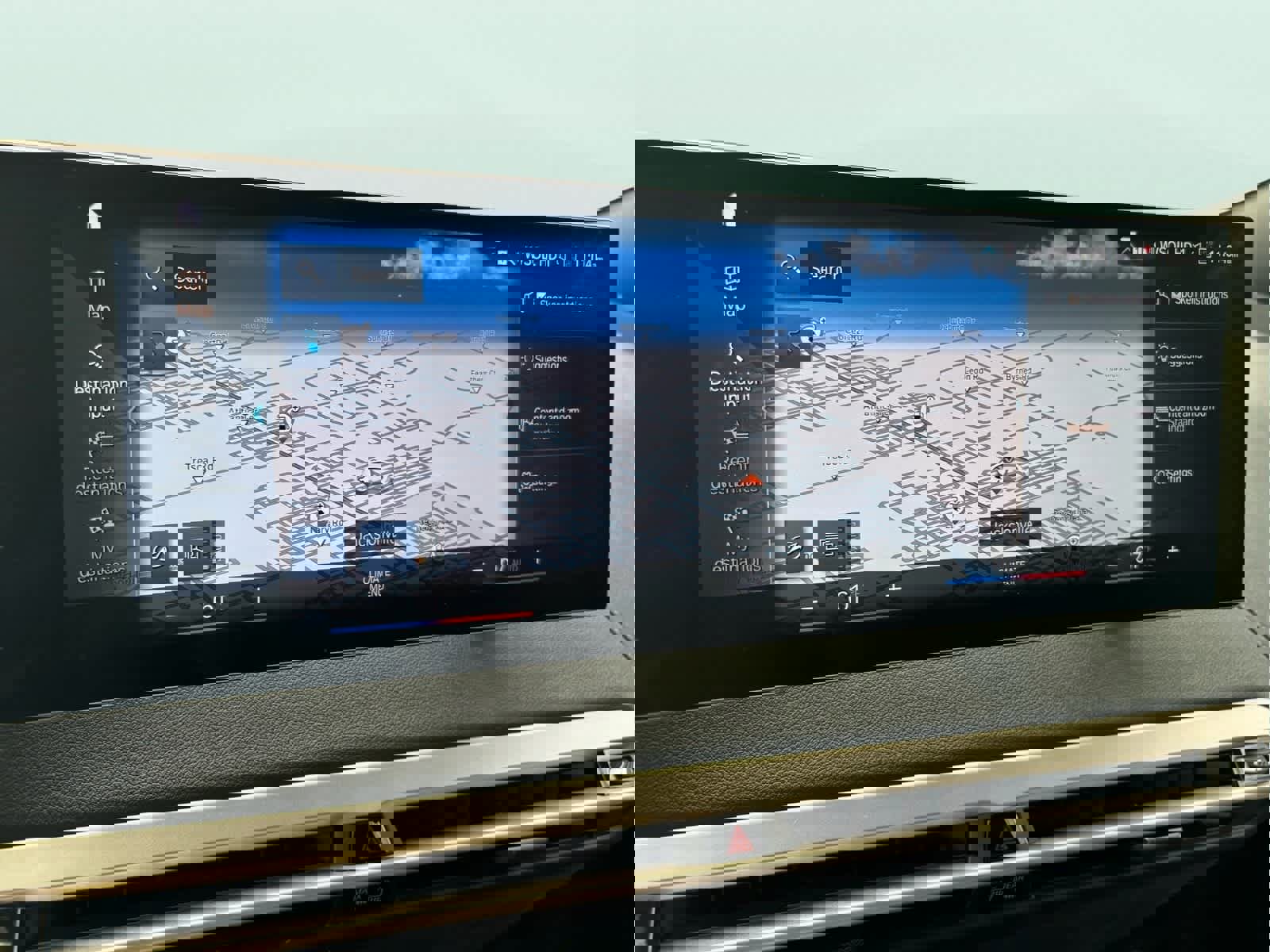 Certified 2023 BMW iX xDrive50 w/ Premium Package image 27