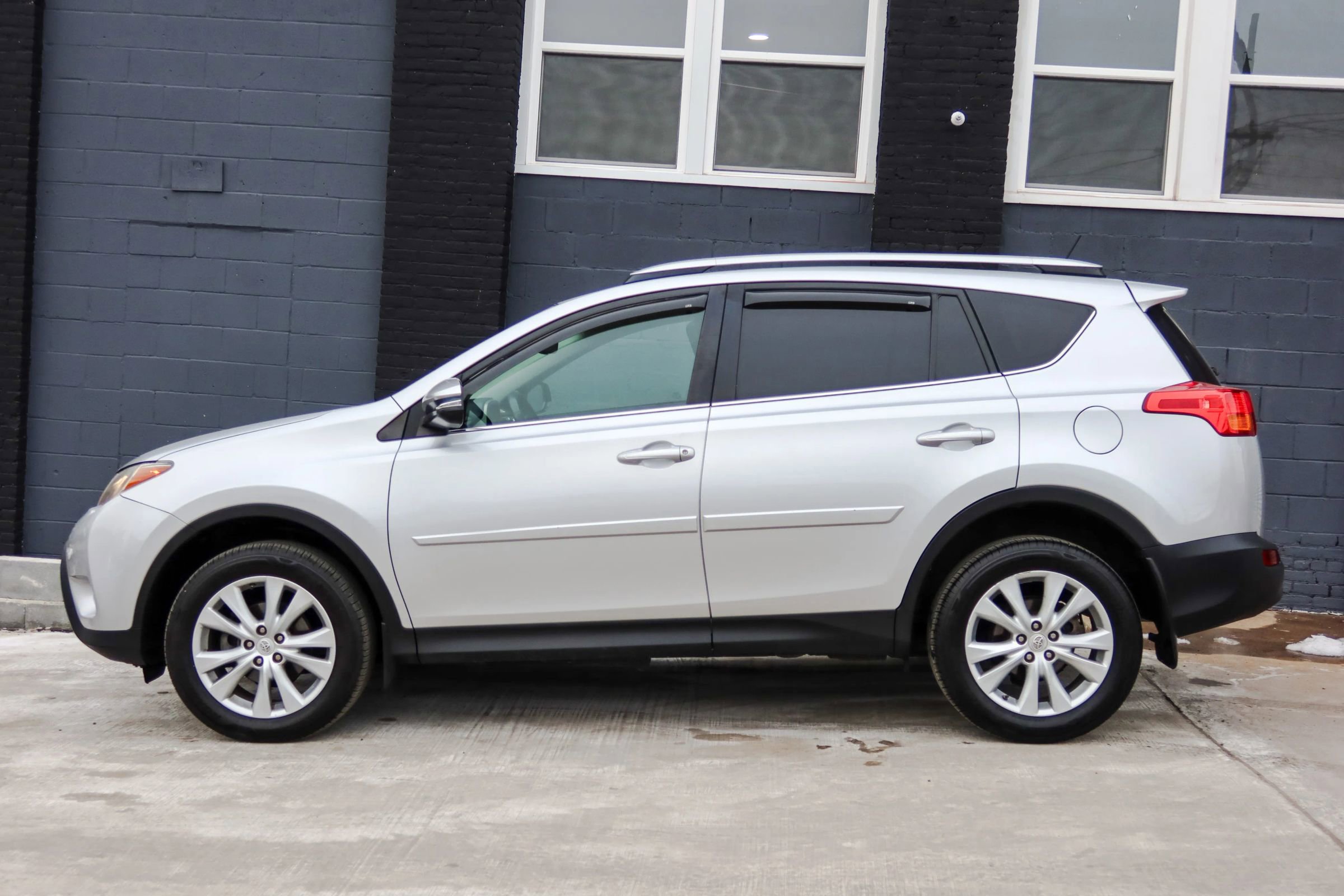 Used 2013 Toyota RAV4 Limited image 5