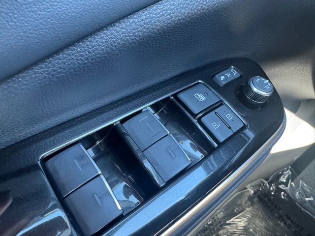 Certified 2025 Toyota Crown Signia w/ Advanced Technology Package image 35