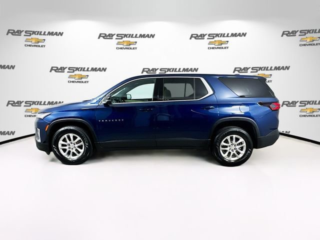 Used 2023 Chevrolet Traverse LS image 4