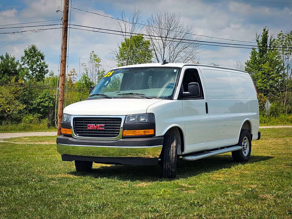 Used 2025 GMC Savana 2500 w/ Driver Convenience Package RWD image 7