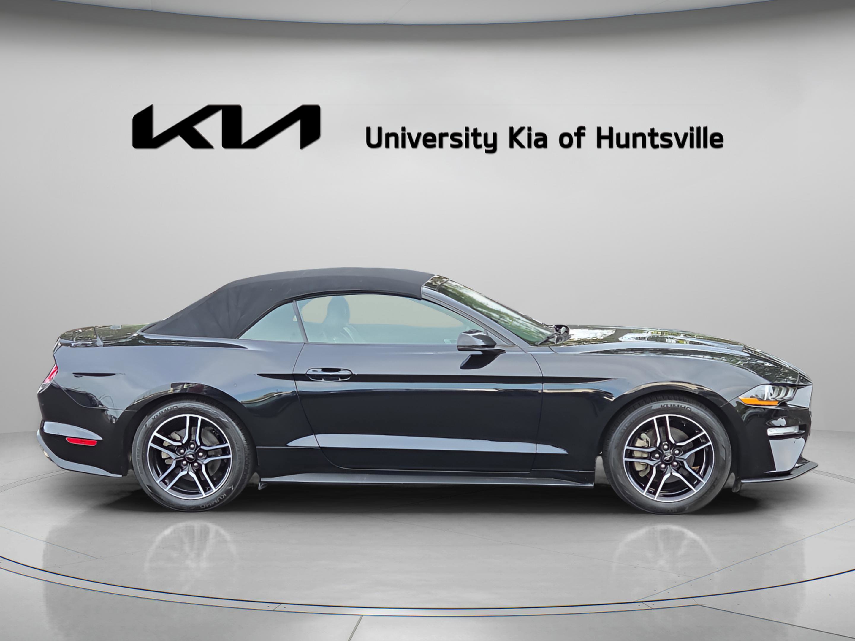 Used 2020 Ford Mustang Premium RWD image 8