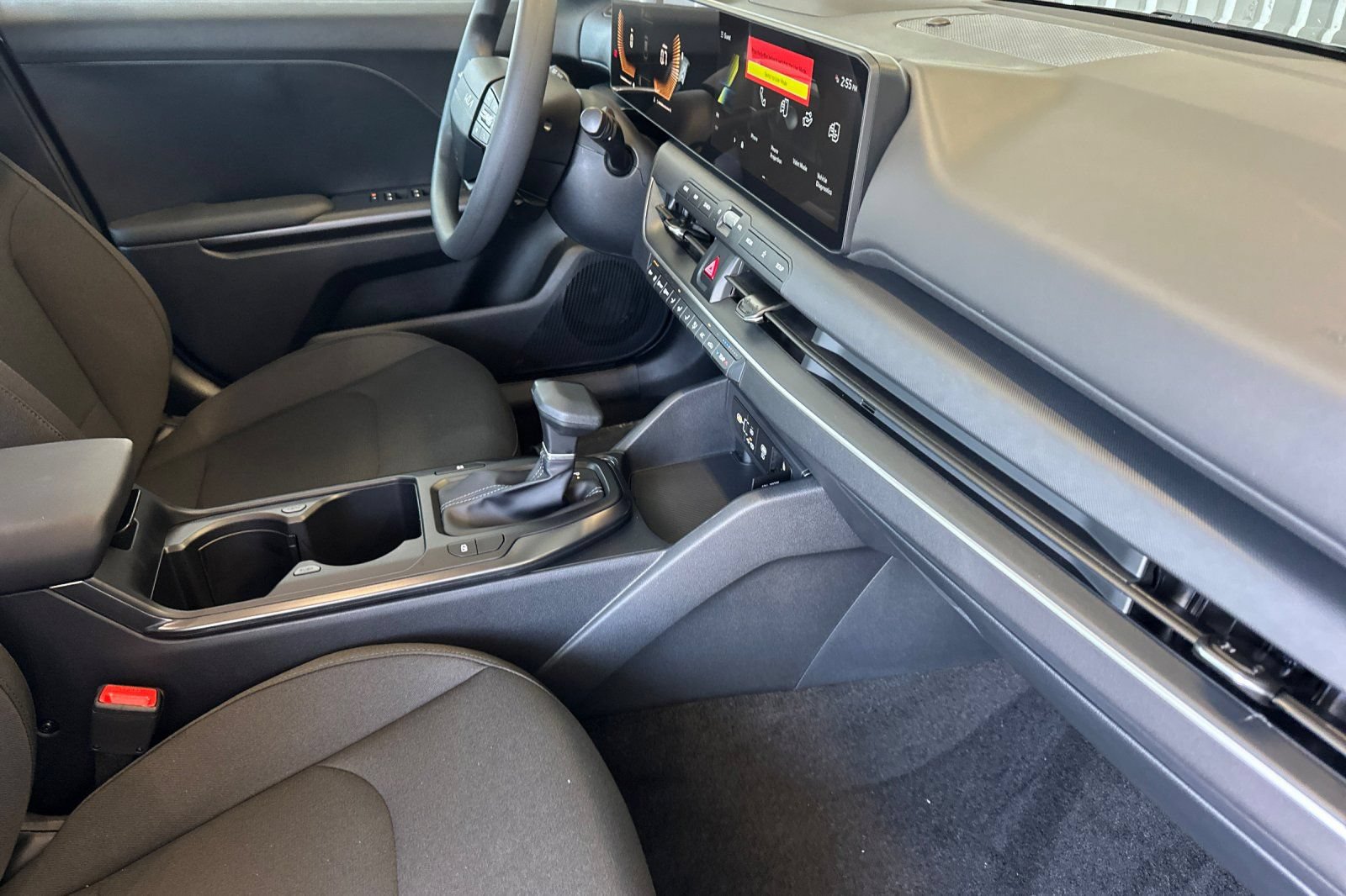 New 2026 Kia K4 FWD image 15