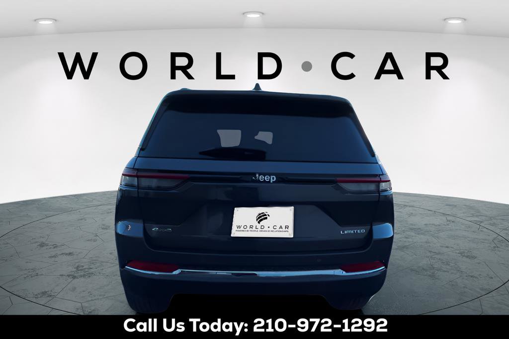 Used 2022 Jeep Grand Cherokee Limited image 6