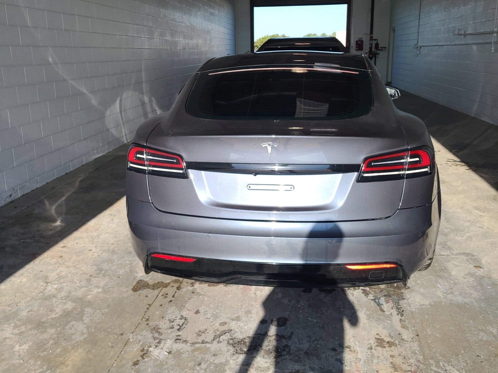 Used 2022 Tesla Model S AWD/4WD image 3