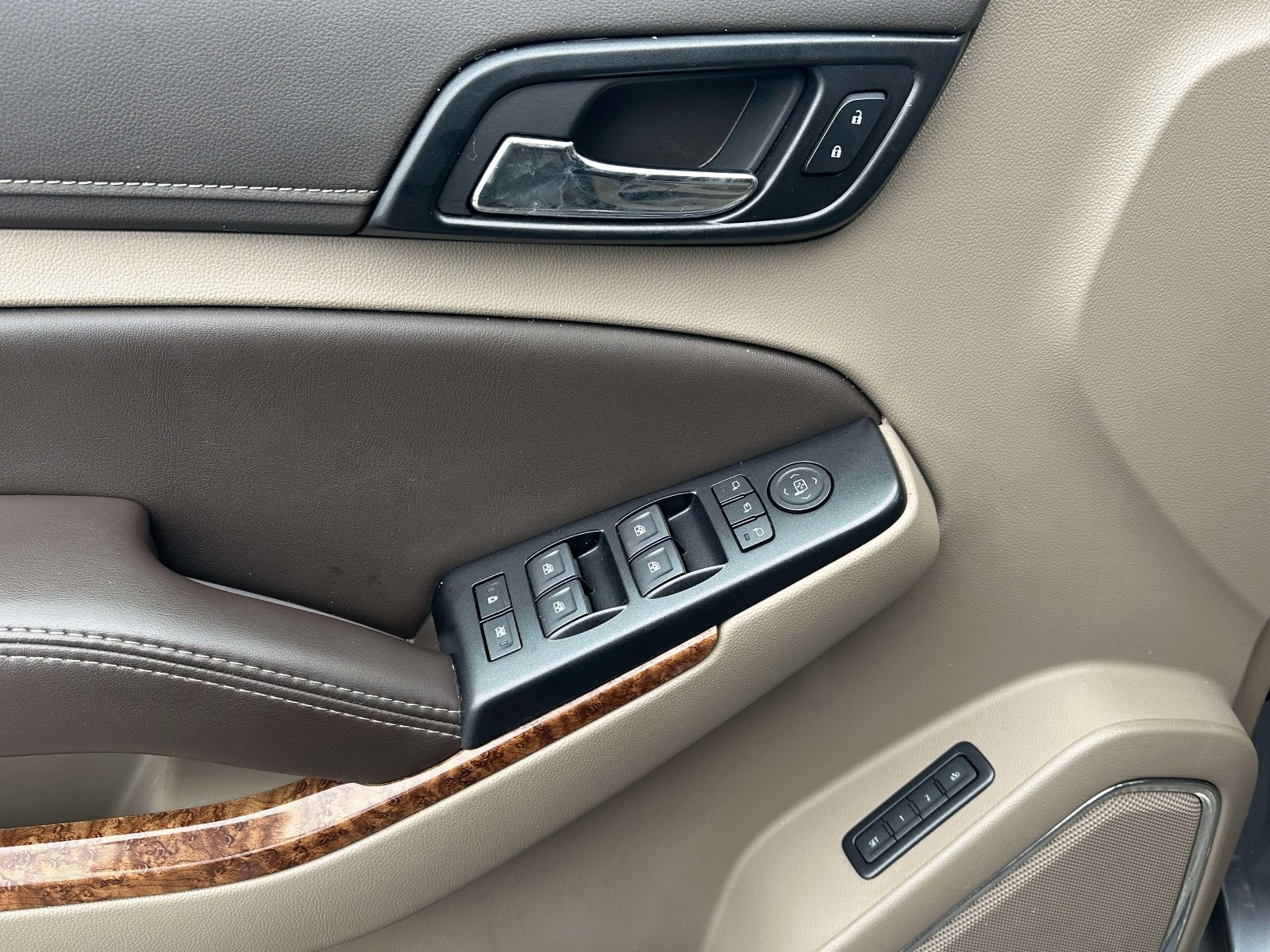 Used 2020 Chevrolet Tahoe Premier image 21