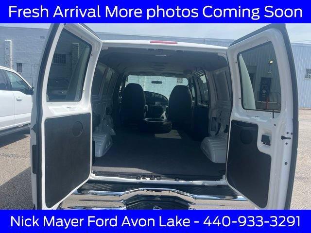Used 2002 Ford E-150 and Econoline 150 RWD image 16