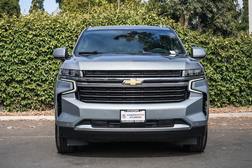 Used 2024 Chevrolet Suburban LT AWD/4WD image 2