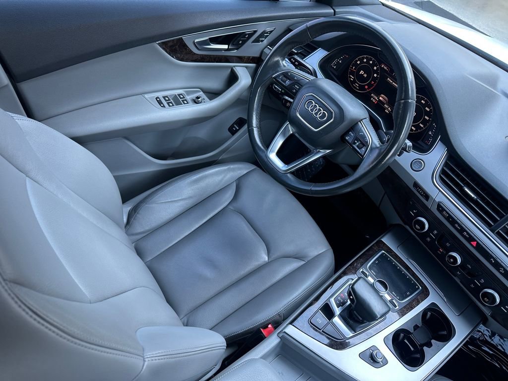 Used 2019 Audi Q7 2.0T Premium w/ Cold Weather Package image 23