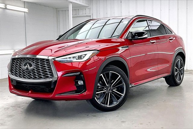 Certified 2024 INFINITI QX55 Essential image 2