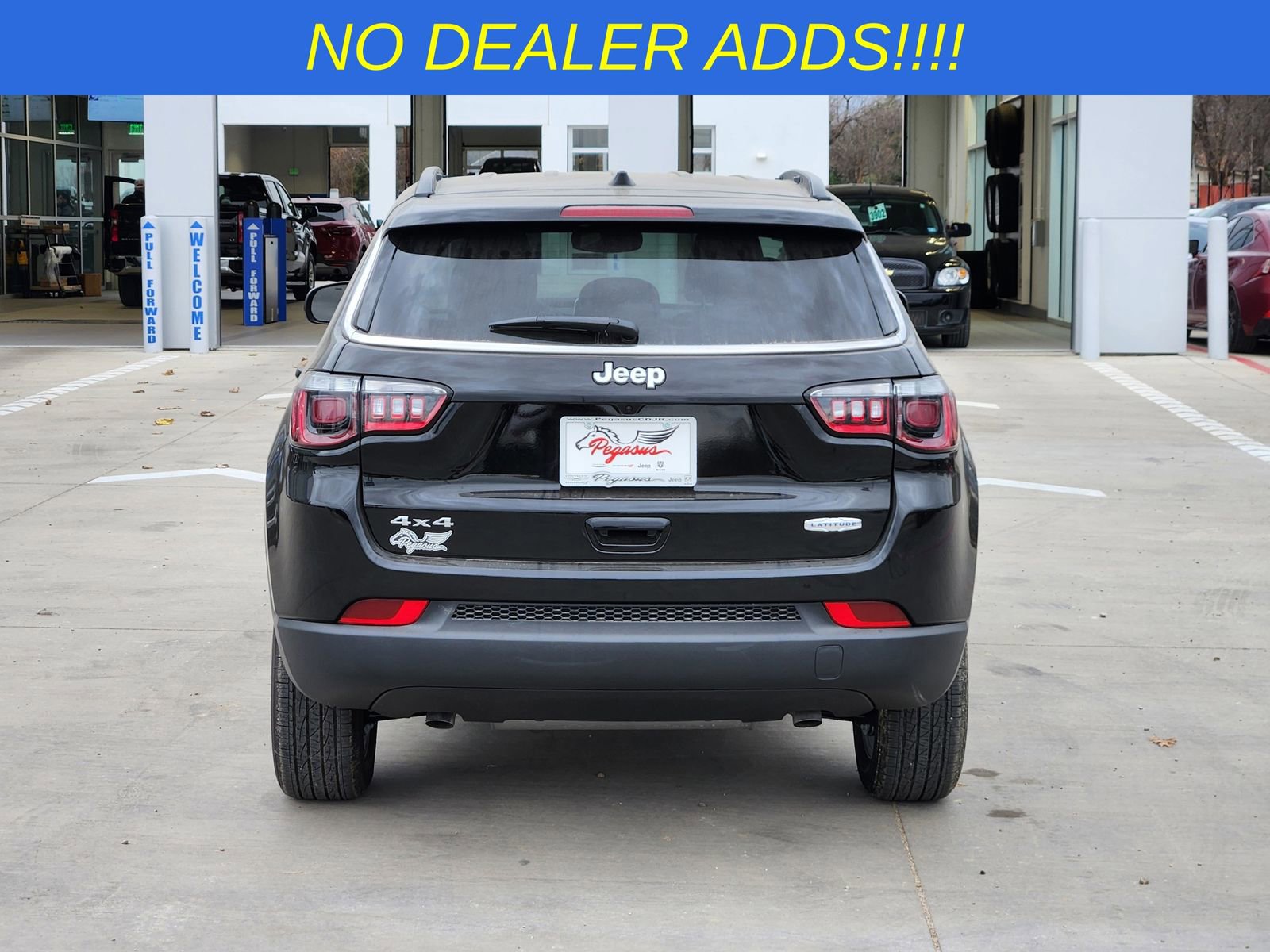 New 2026 Jeep Compass Latitude image 8