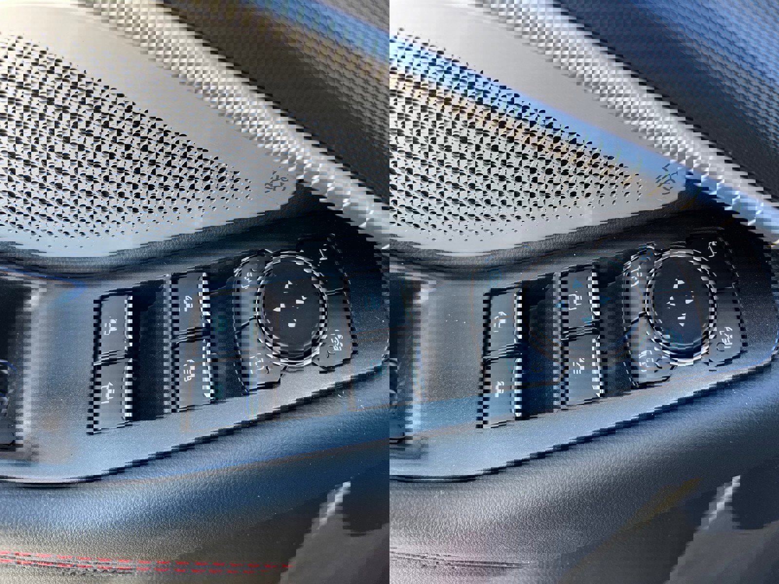 New 2026 Ford Explorer ST w/ Sun And Sound Package image 20