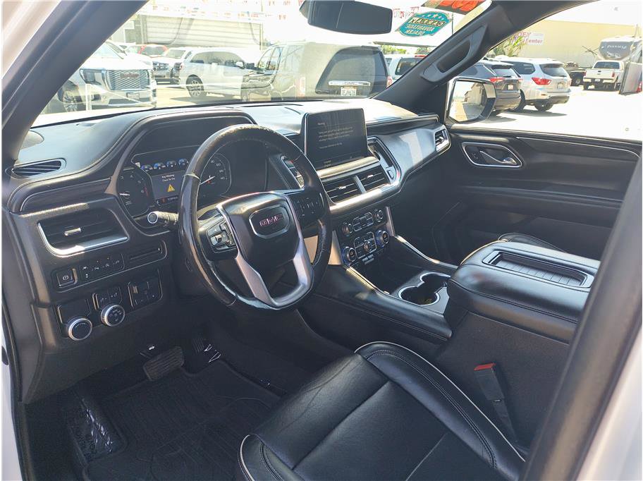 Used 2021 GMC Yukon XL SLT w/ SLT Luxury Plus Package RWD image 5