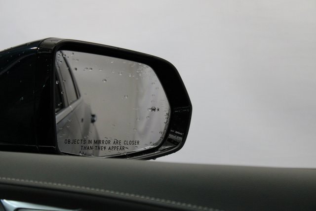 New 2025 Cadillac XT5 Premium Luxury image 25