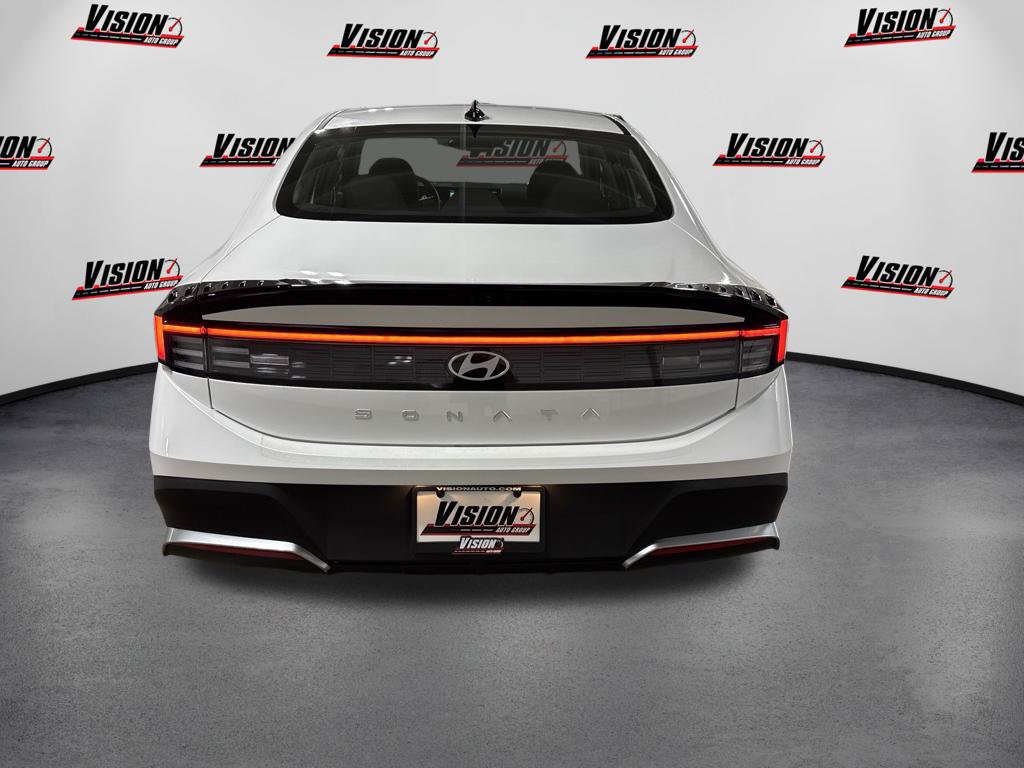 New 2026 Hyundai Sonata SE FWD image 6