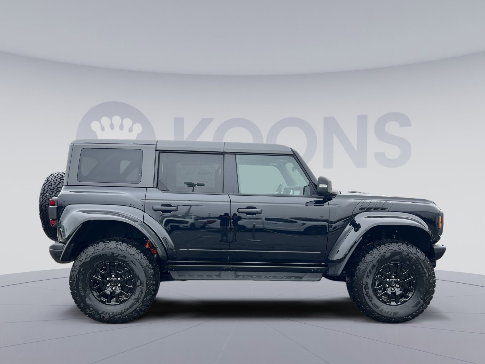 New 2025 Ford Bronco Raptor image 8